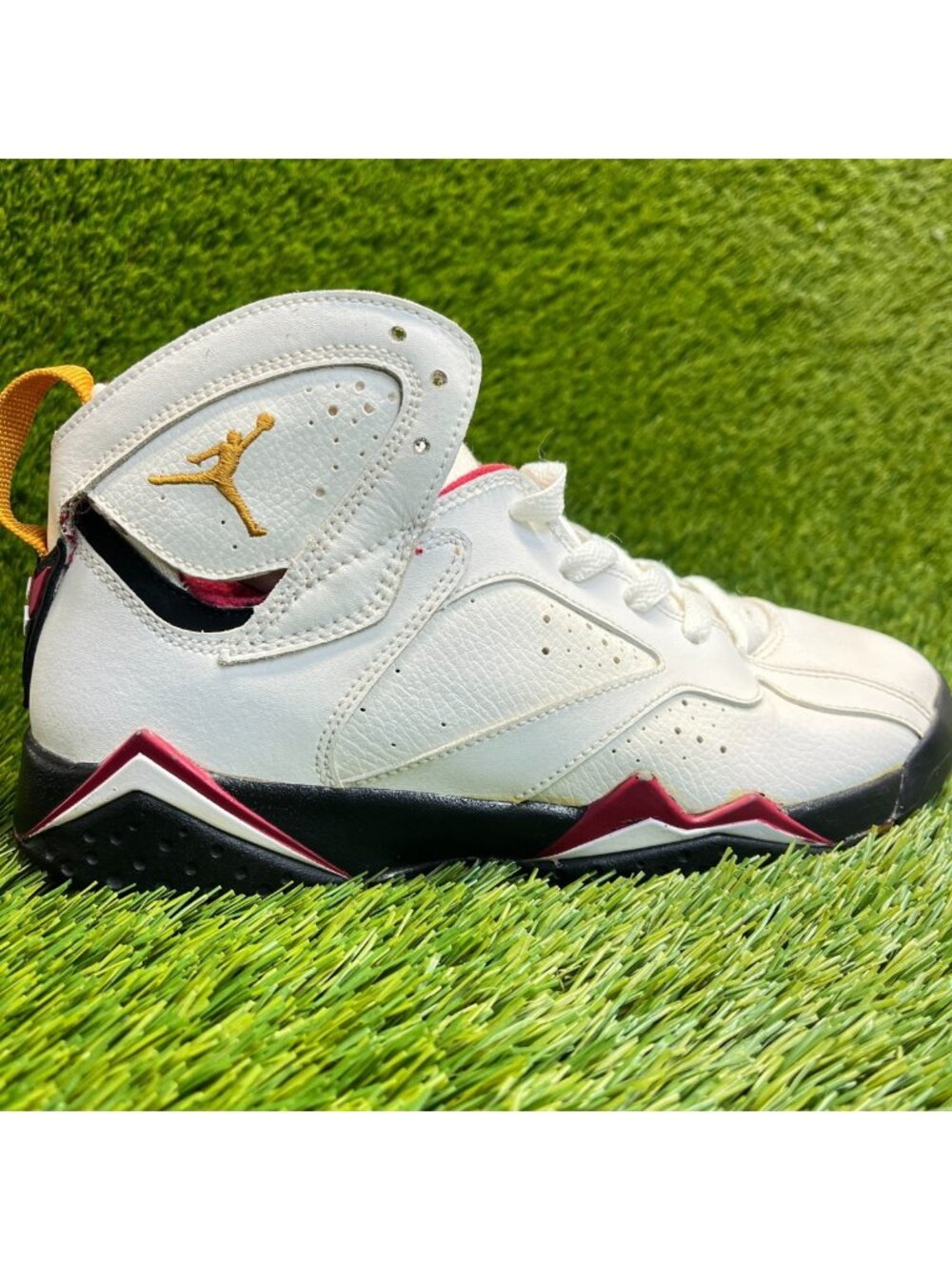 Nike Air Jordan 7 Retro Boys Size 6.5Y White Red Athletic Leather Shoes Sneakers